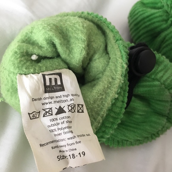 Oshkosh baby overalls with soft sole shoes - Picture 3 of 7